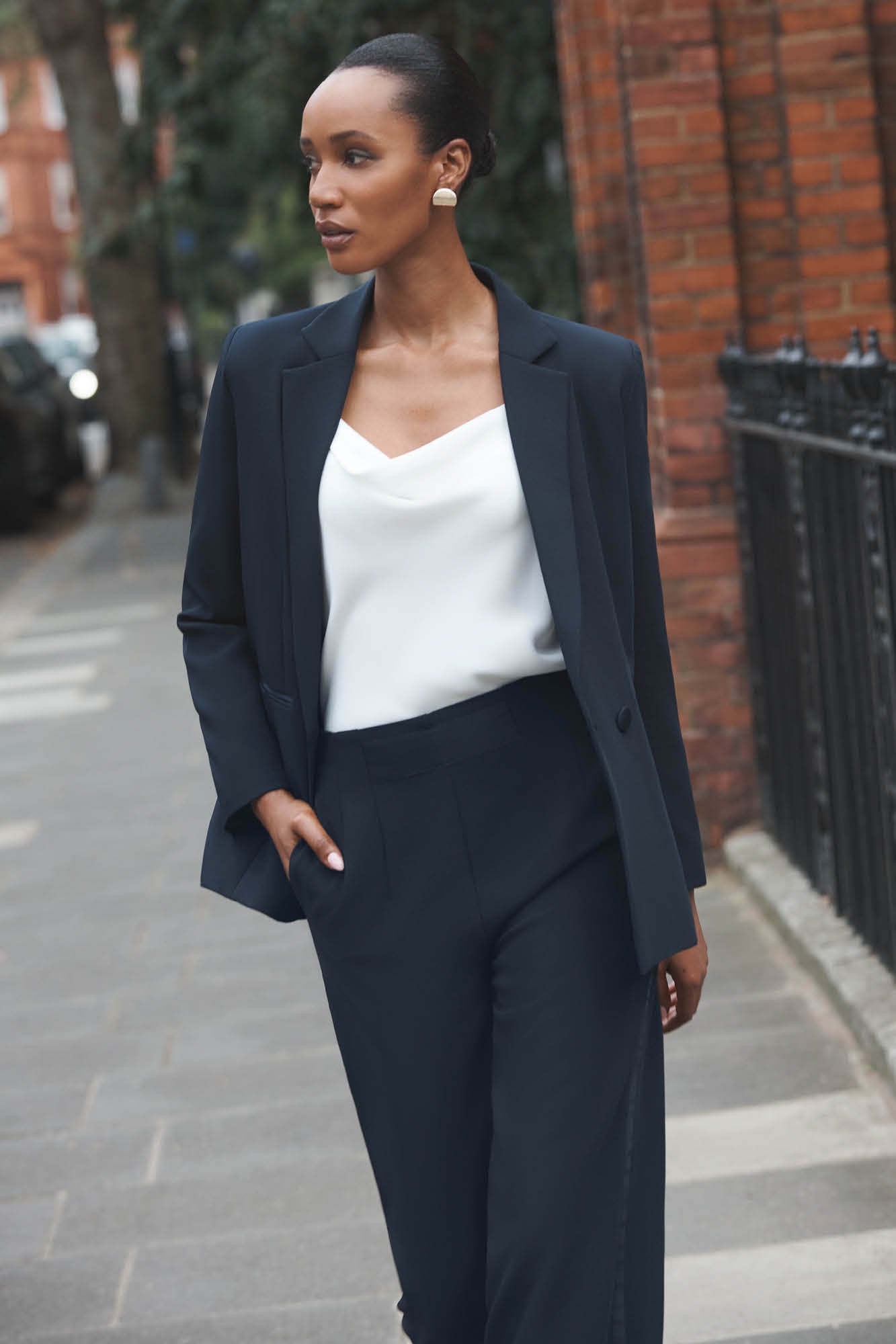 Westbury Navy Performance Tailoring Jacket