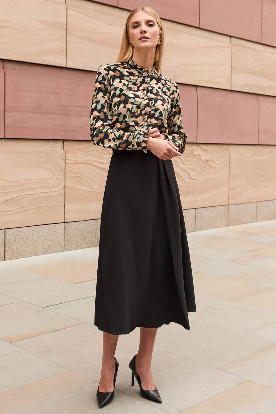Holkham Black Skirt