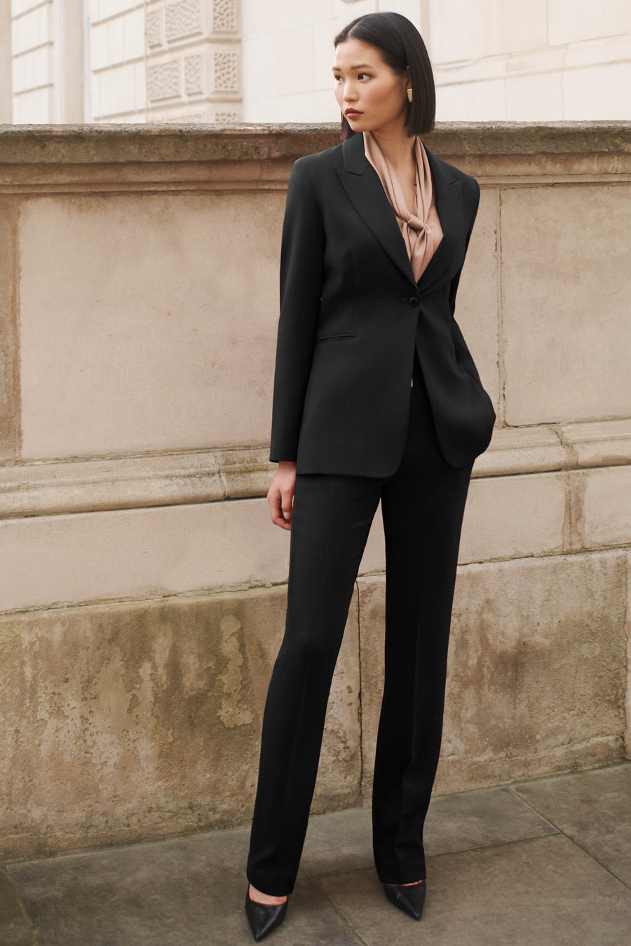 Threadneedle Black Performance Tailoring Jacket