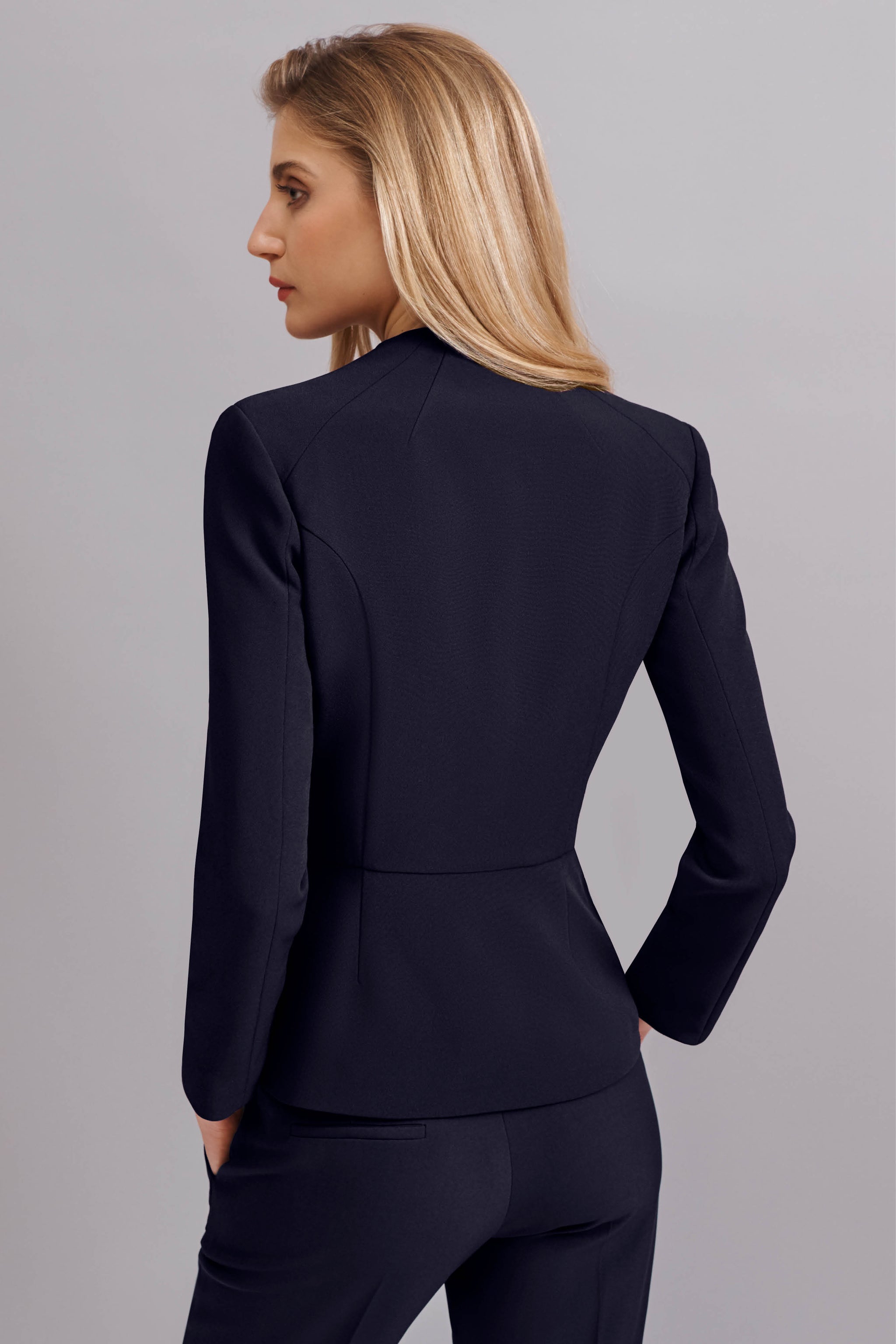 Burghley Navy Performance Tailoring Jacket